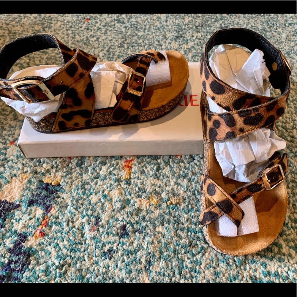 Leopard Suede Sandals Girls Sz 9